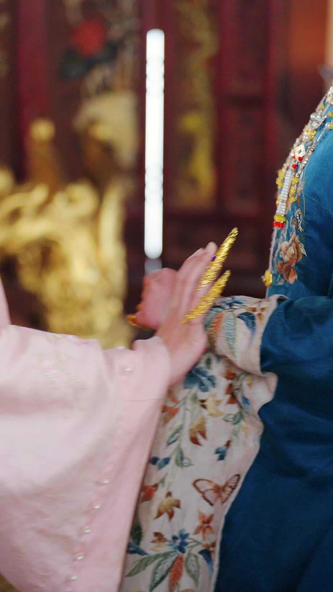 Episodio 34 - La jaula dorada del Emperado